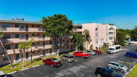 4211 NW 41st Street Lauderdale Lakes FL 33319