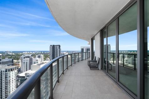 100 E Las Olas Boulevard Fort Lauderdale FL 33301