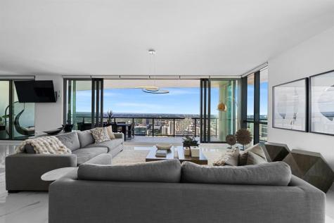 100 E Las Olas Boulevard Fort Lauderdale FL 33301