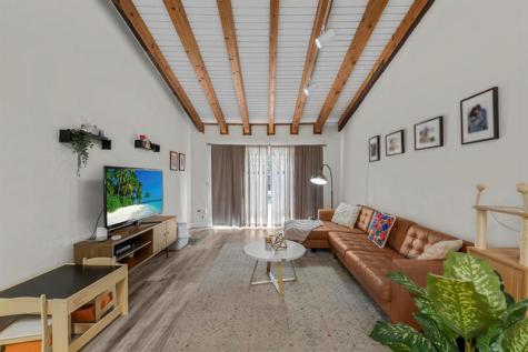 10140 Phoenix Avenue Hollywood FL 33026