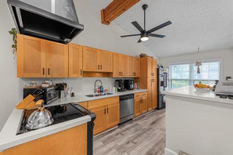 10140 Phoenix Avenue Hollywood FL 33026