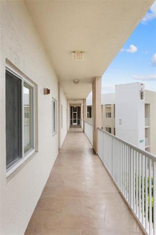 9551 Weldon Circle Fort Lauderdale FL 33321