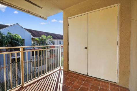 18840 NW 57th Avenue Hialeah FL 33015