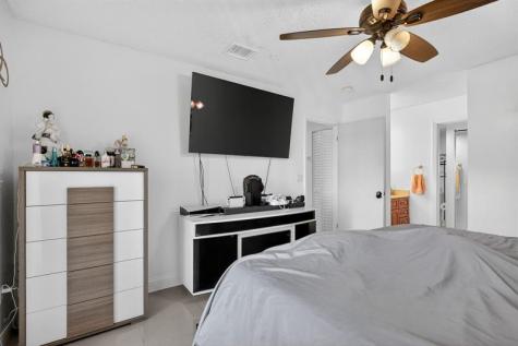 18840 NW 57th Avenue Hialeah FL 33015