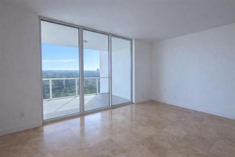 14951 Royal Oaks Lane North Miami FL 33181