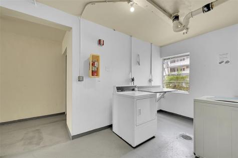 2859 Leonard Drive Aventura FL 33160