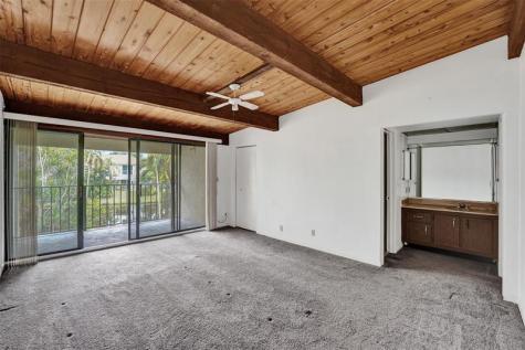 750 E Coco Plum Circle Plantation FL 33324