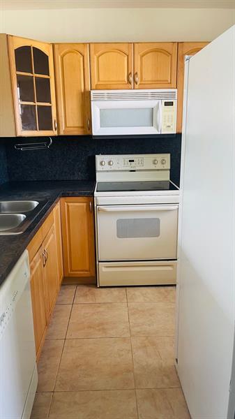 5111 W Oakland Park Boulevard Lauderdale Lakes FL 33313