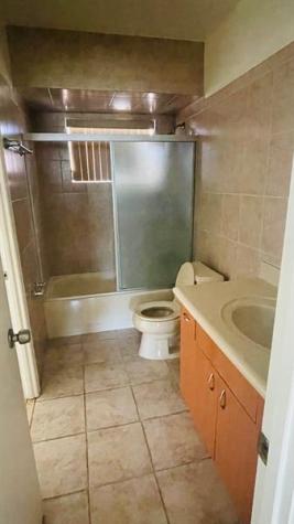 5111 W Oakland Park Boulevard Lauderdale Lakes FL 33313