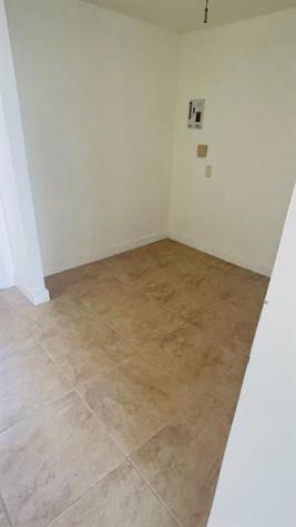 5111 W Oakland Park Boulevard Lauderdale Lakes FL 33313