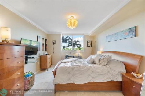 2011 N Ocean Boulevard Fort Lauderdale FL 33305