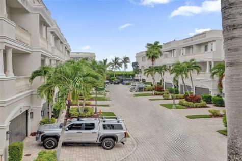1774 Bay Drive Pompano Beach FL 33062