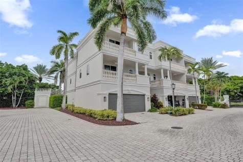 1774 Bay Drive Pompano Beach FL 33062