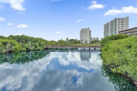 1774 Bay Drive Pompano Beach FL 33062