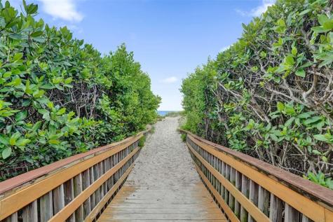 1774 Bay Drive Pompano Beach FL 33062