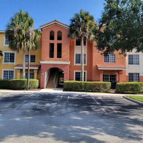 6768 Heritage Grande Boynton Beach FL 33437
