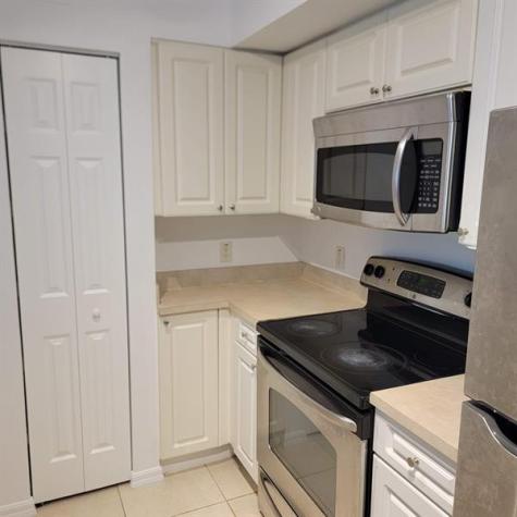 6768 Heritage Grande Boynton Beach FL 33437