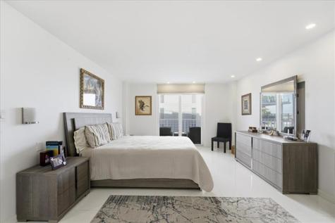 1170 N Federal Highway Fort Lauderdale FL 33304