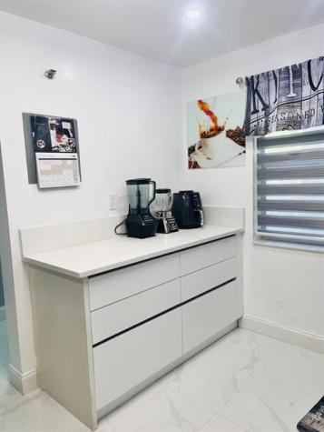 3910 Inverrary Boulevard Lauderhill FL 33319