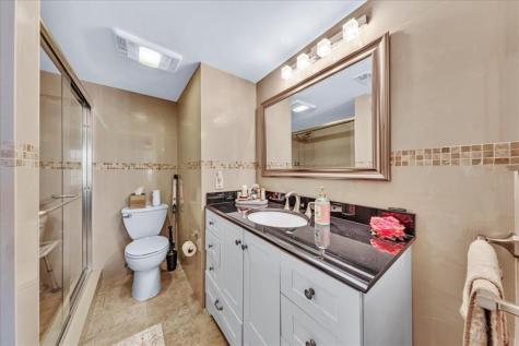 2047 Wolverton C Boca Raton FL 33434