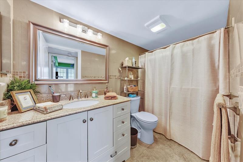 2047 Wolverton C Boca Raton FL 33434