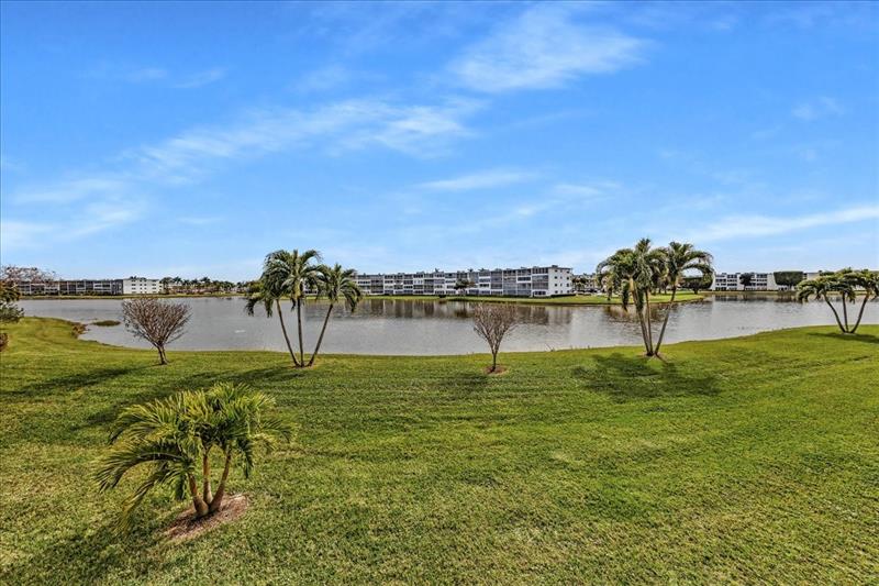 2047 Wolverton C Boca Raton FL 33434