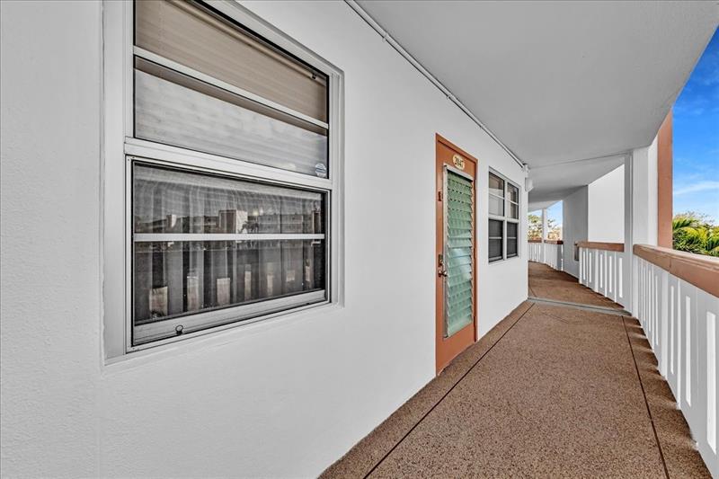 2047 Wolverton C Boca Raton FL 33434