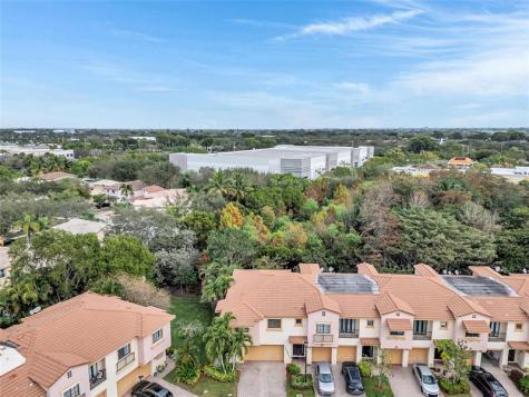 6140 Grand Cypress Circle E Coconut Creek FL 33073