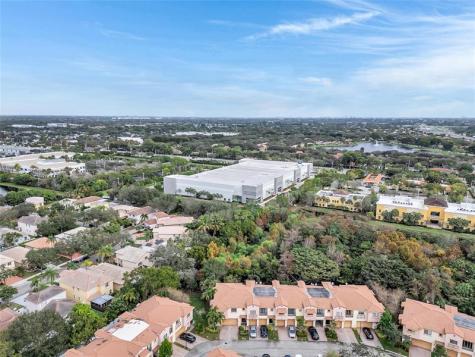 6140 Grand Cypress Circle E Coconut Creek FL 33073