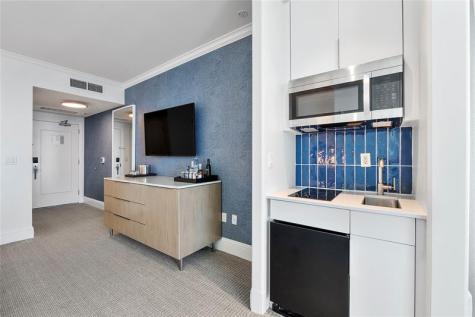 4401 Collins Avenue Miami Beach FL 33140