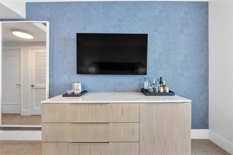 4401 Collins Avenue Miami Beach FL 33140