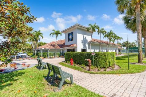 900 Crosswinds Drive Greenacres FL 33413