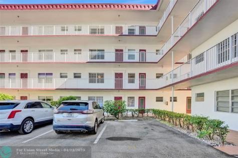 4270 NW 40th Street Lauderdale Lakes FL 33319