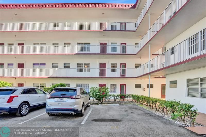 4270 NW 40th Street Lauderdale Lakes FL 33319