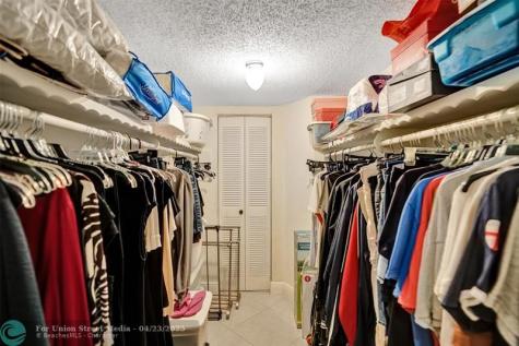 4270 NW 40th Street Lauderdale Lakes FL 33319