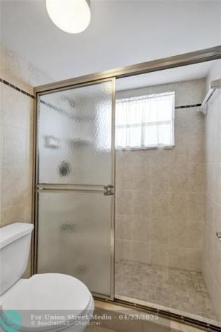 4270 NW 40th Street Lauderdale Lakes FL 33319