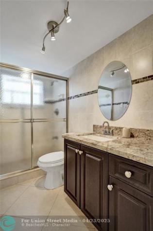 4270 NW 40th Street Lauderdale Lakes FL 33319