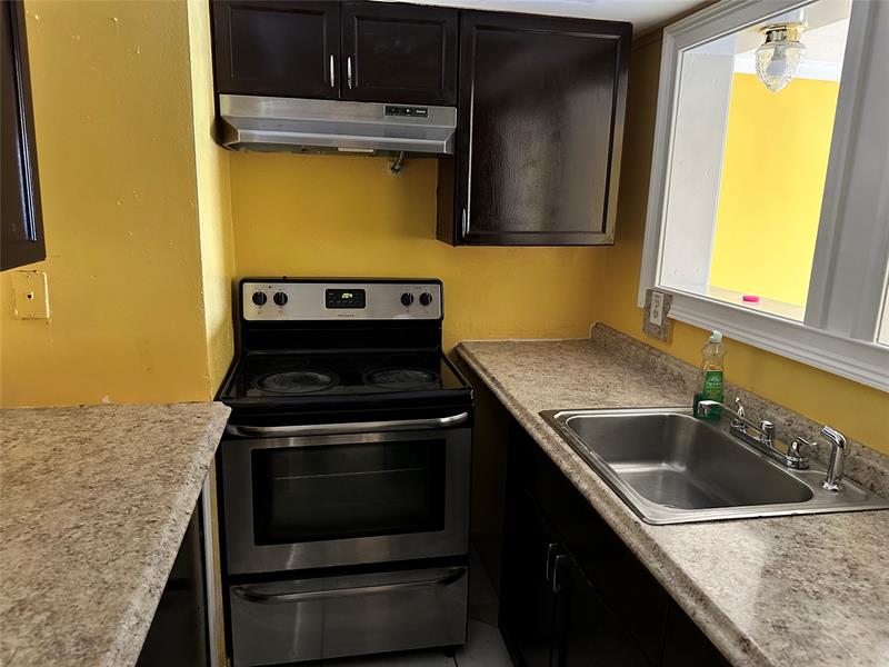 5900 NW 17th Place Sunrise FL 33313