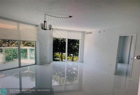 250 Sunny Isles Sunny Isles Beach FL 33160