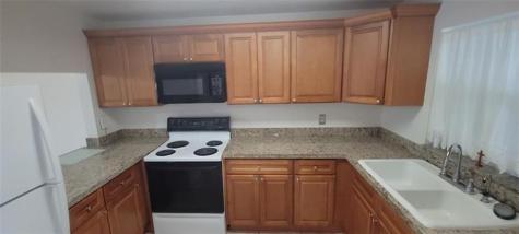 9421 SW Evergreen Place Davie FL 33324