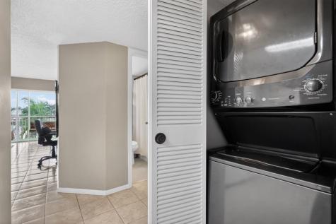 5511 Lakeside Drive Margate FL 33063