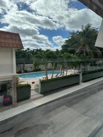 5555 N Ocean Boulevard Lauderdale By The Sea FL 33308