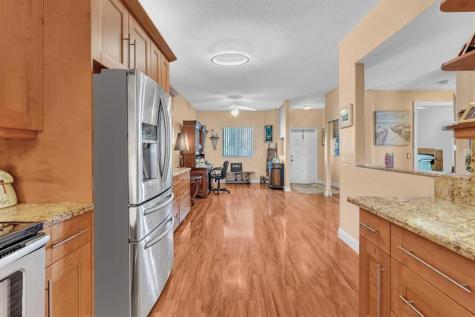 7727 Southampton Terrace Tamarac FL 33321
