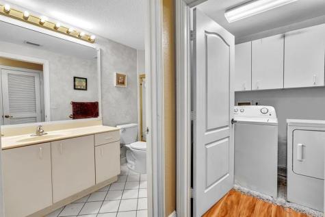 7727 Southampton Terrace Tamarac FL 33321