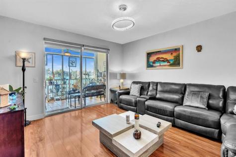 7727 Southampton Terrace Tamarac FL 33321