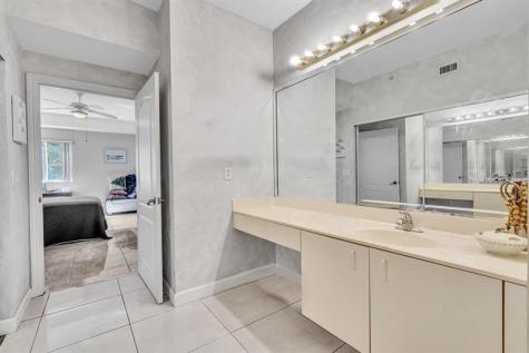 7727 Southampton Terrace Tamarac FL 33321