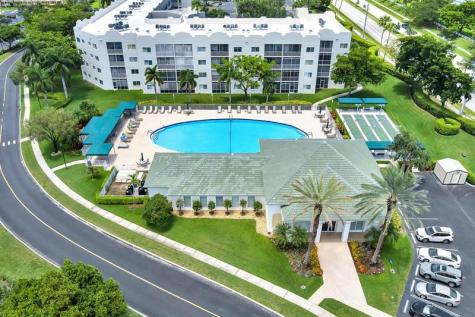7727 Southampton Terrace Tamarac FL 33321