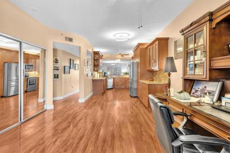7727 Southampton Terrace Tamarac FL 33321