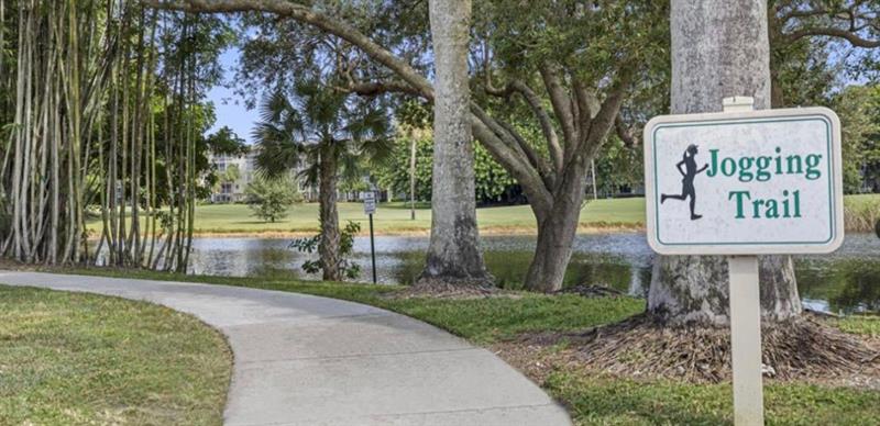 4221 W Mcnab Road Pompano Beach FL 33069