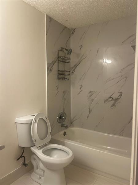 4221 W Mcnab Road Pompano Beach FL 33069